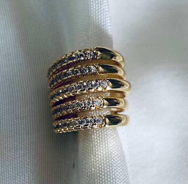 Majesty Glow Cuff